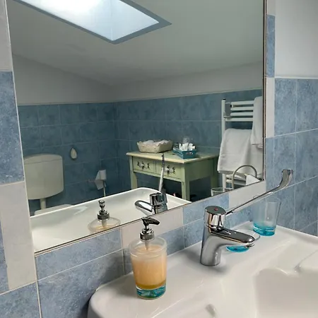 فندق مبيت وإفطار Torre In Langa