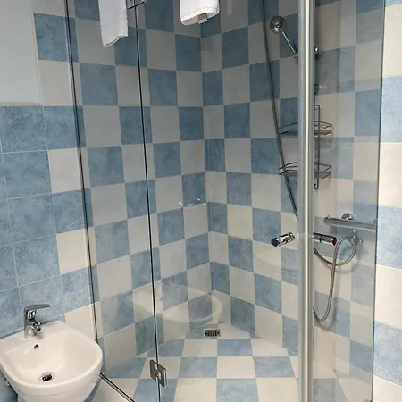 Torre In Langa فندق مبيت وإفطار