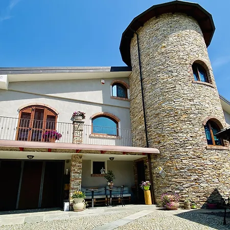 Torre In Langa 3* Carru