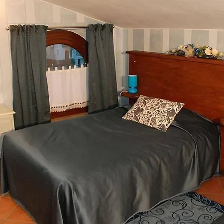 فندق مبيت وإفطار Torre In Langa Carrù