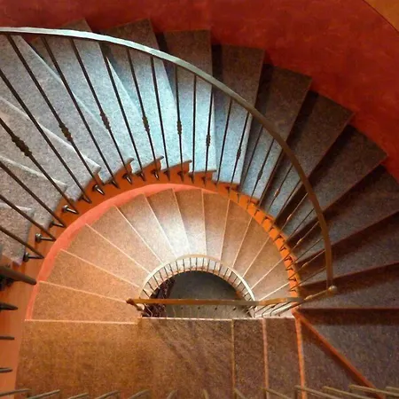 Torre In Langa Carrù