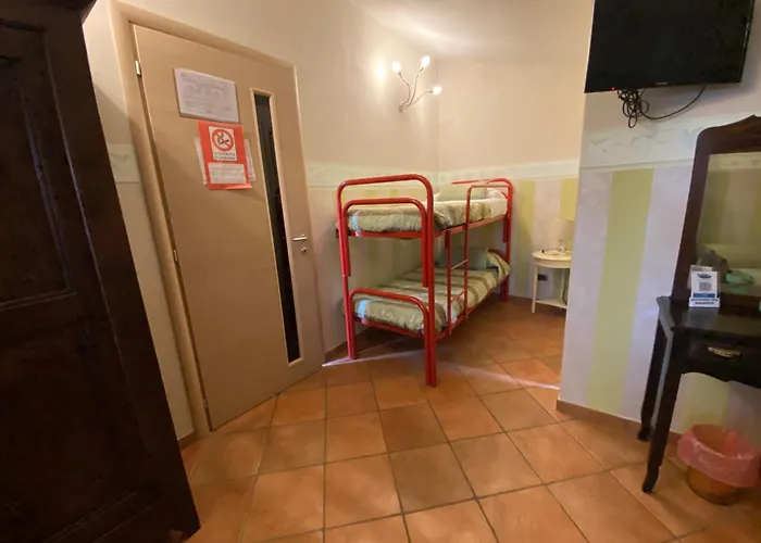 Torre In Langa 3*
