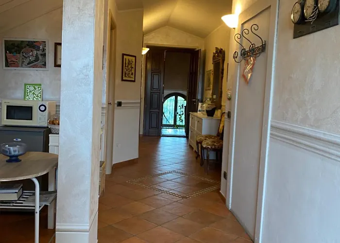 Torre In Langa 3* Carrù