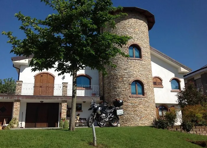 Torre In Langa Bed & Breakfast 3*