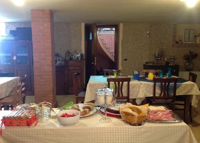Torre In Langa فندق مبيت وإفطار 3*