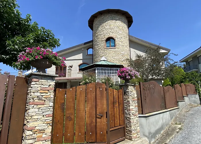 Torre In Langa Bed & Breakfast Carrù