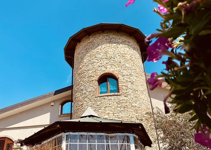 فندق مبيت وإفطار Torre In Langa Carrù